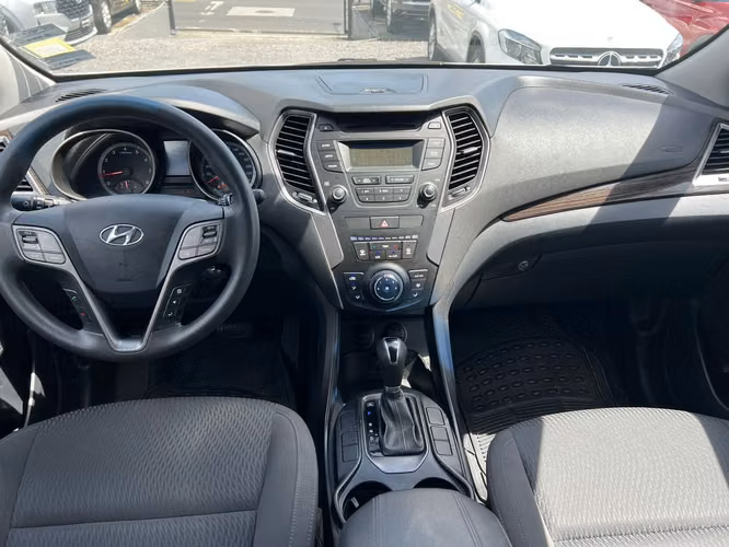 HYUNDAI SANTA FE  SUPER AUTOS ACEPTAMOS TRADE IN