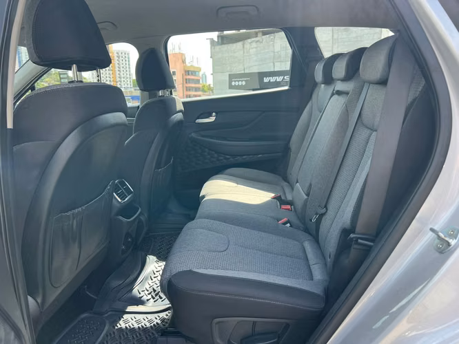 HYUNDAI SANTA FE  SUPER AUTOS ACEPTAMOS TRADE IN - Imagen 6