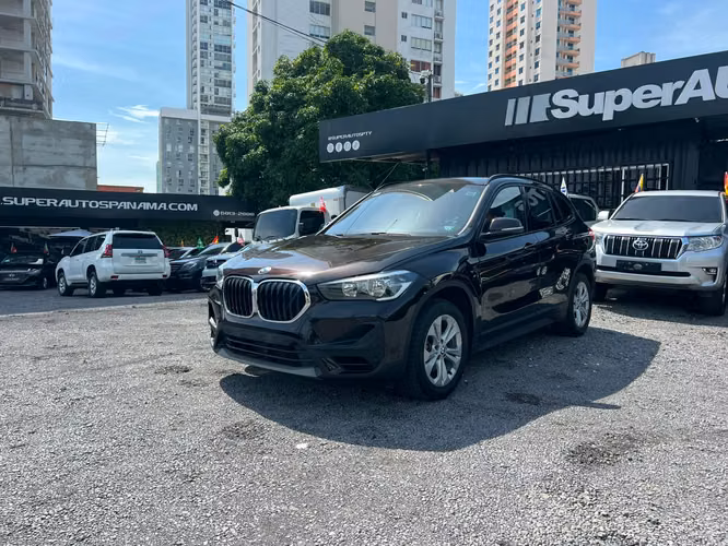 BMW X1  SUPER AUTOS ACEPTAMOS TRADE IN