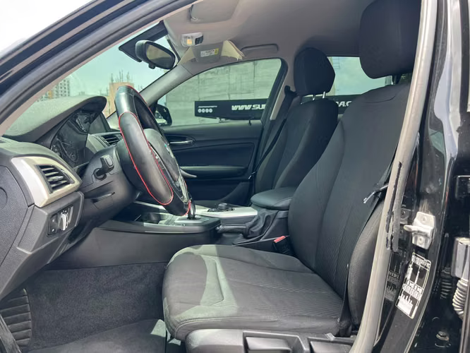 BMW 118i  SUPER AUTOS ACEPTAMOS TRADE IN