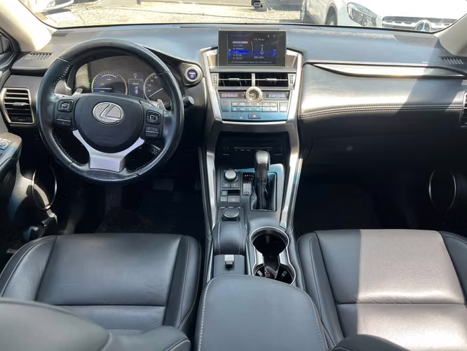 LEXUS NX300h  SUPER AUTOS ACEPTAMOS TRADE IN - Imagen 6