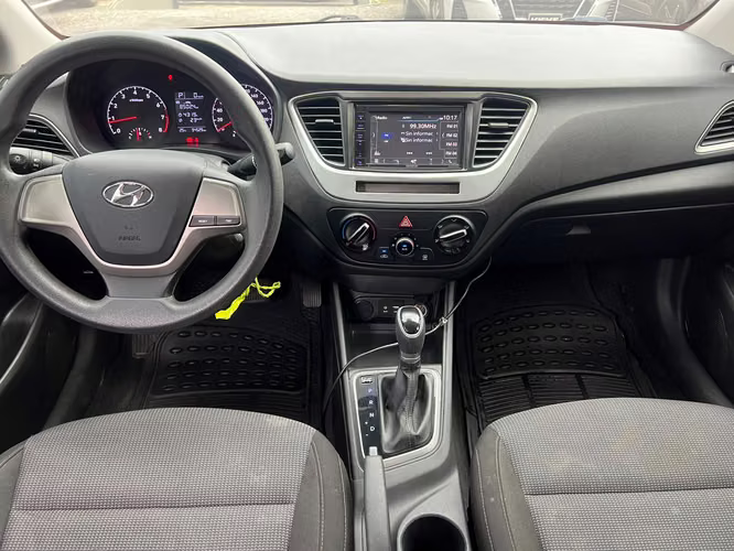 HYUNDAI ACCENT  SUPER AUTOS ACEPTAMOS TRADE IN - Imagen 6