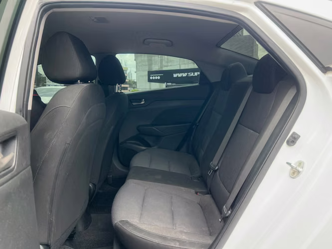 HYUNDAI ACCENT  SUPER AUTOS ACEPTAMOS TRADE IN - Imagen 7