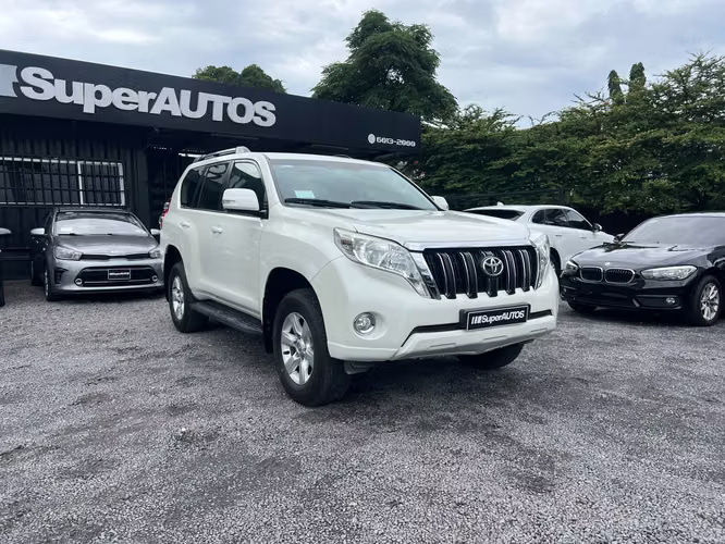 TOYOTA PRADO  SUPER AUTOS ACEPTAMOS TRADE IN - Imagen 3