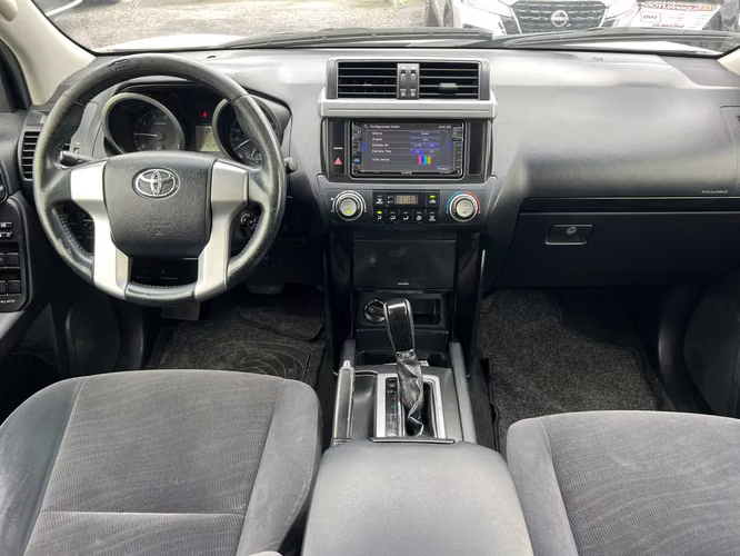 TOYOTA PRADO  SUPER AUTOS ACEPTAMOS TRADE IN - Imagen 6