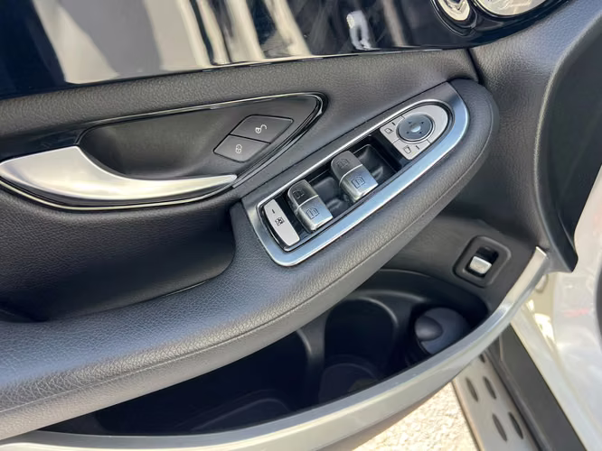 MERCEDES-BENZ GLC 200  SUPER AUTOS ACEPTAMOS TRADE IN - Imagen 14