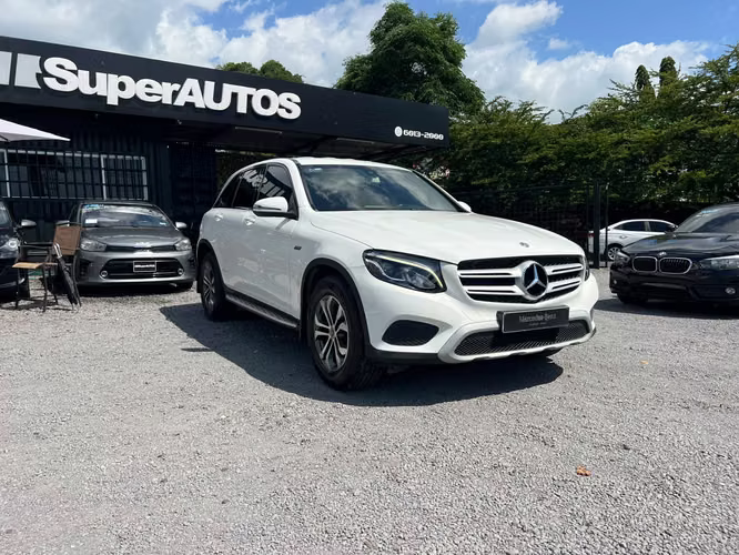 MERCEDES-BENZ GLC 200  SUPER AUTOS ACEPTAMOS TRADE IN - Imagen 2
