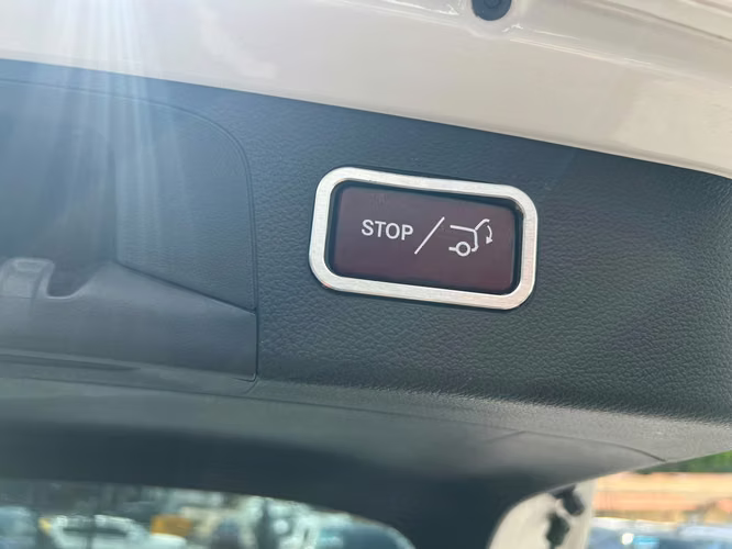MERCEDES-BENZ GLC 200  SUPER AUTOS ACEPTAMOS TRADE IN - Imagen 16