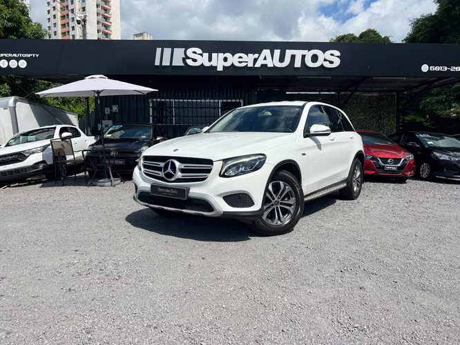 MERCEDES-BENZ GLC 200  SUPER AUTOS ACEPTAMOS TRADE IN