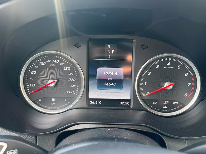 MERCEDES-BENZ GLC 200  SUPER AUTOS ACEPTAMOS TRADE IN - Imagen 9
