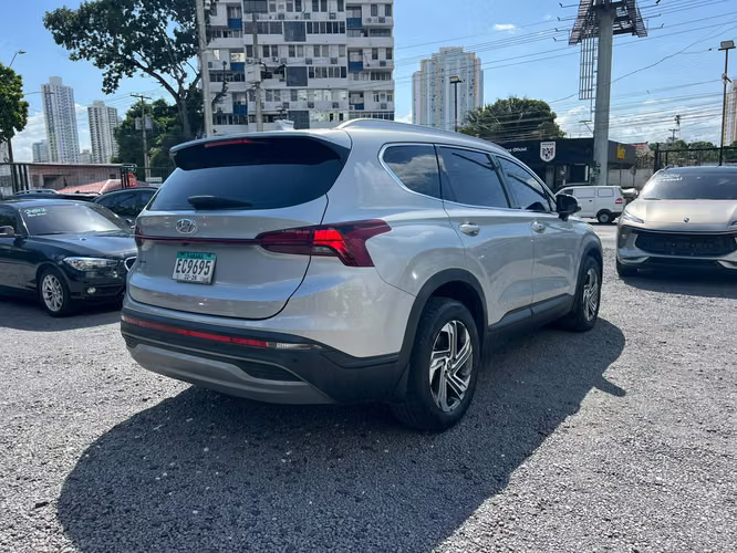 HYUNDAI SANTA FE SUPER AUTOS ACEPTAMOS TRADE IN - Imagen 5