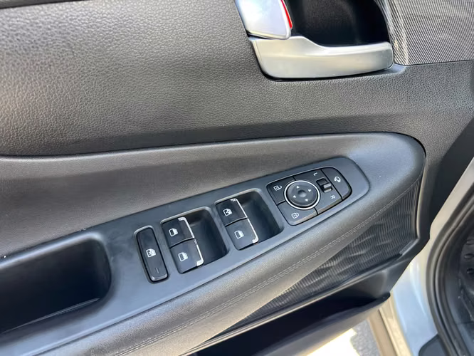 HYUNDAI SANTA FE SUPER AUTOS ACEPTAMOS TRADE IN - Imagen 12