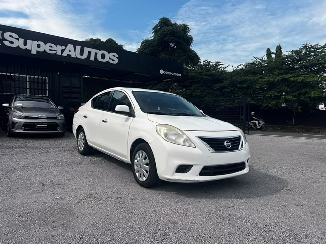 NISSAN VERSA SUPER AUTOS ACEPTAMOS TRADE IN - Imagen 2
