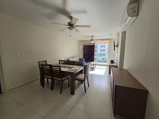 ALQUILER DE APARTAMENTO PH TORRES DE VERSALLES 2