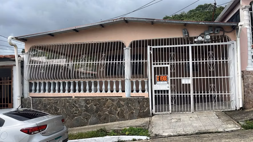 VENTA CASA VILLA LUCRE