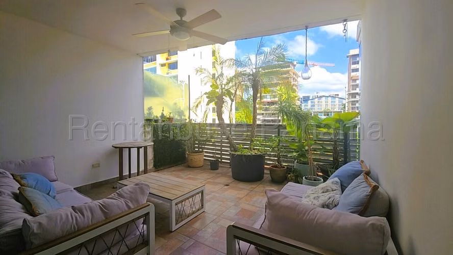 Beautiful Apartment for Rent in El Cangrejo 27*1003Mfk