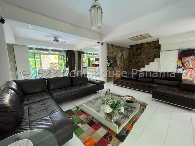 Venta Casa con Piscina Albrook 26YCG6841 - Imagen 3