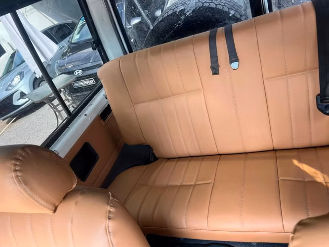 TOYOTA LAND CRUISER SUPER AUTOS ACEPTAMOS TRADE IN - Imagen 5