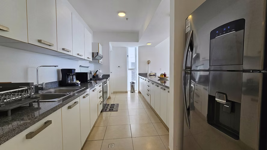 VENTA Y ALQUILER DE APARTAMENTO AMOBLADO EN AV BALBOA - Imagen 13