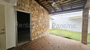Venta de Casa con 184m2 en Altos de Panama 27-1198SR - Imagen 2