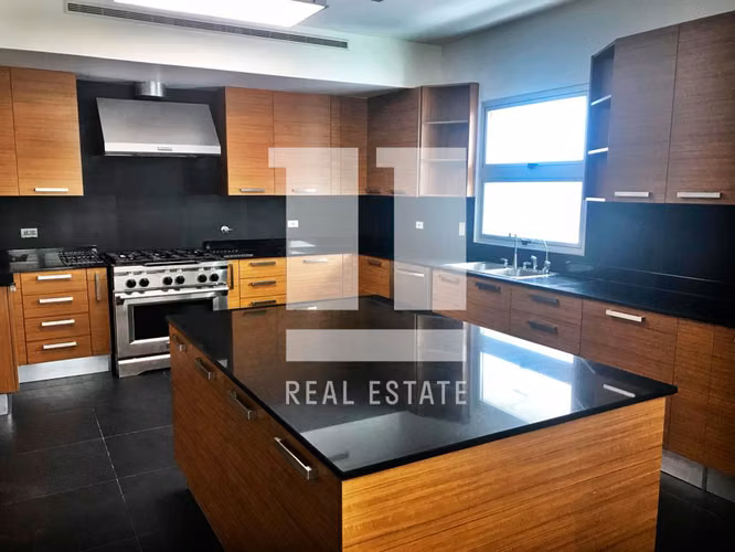 Apartamento frente al Parque Omar en PH Arboleda - Imagen 4