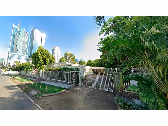 Se vende Terreno en Obarrio de 1784.50m2 - Imagen 3