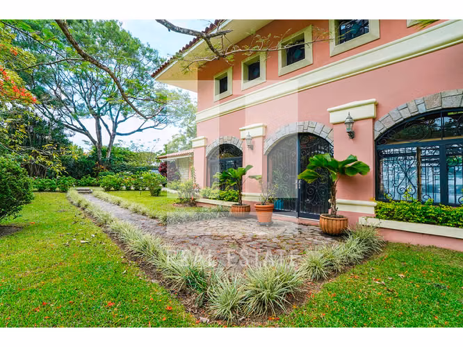 Se Vende Casa en El Valle de Anton
