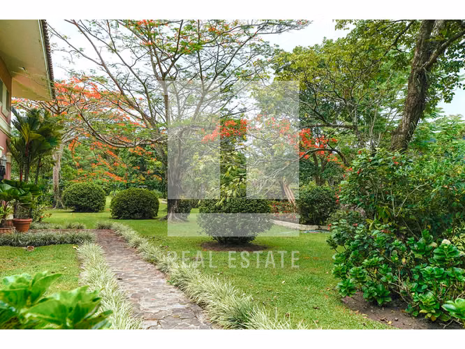Se Vende Casa en El Valle de Anton