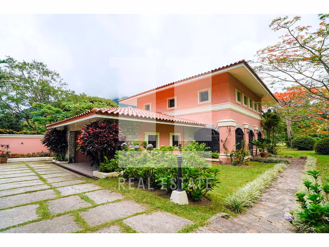 Se Vende Casa en El Valle de Anton