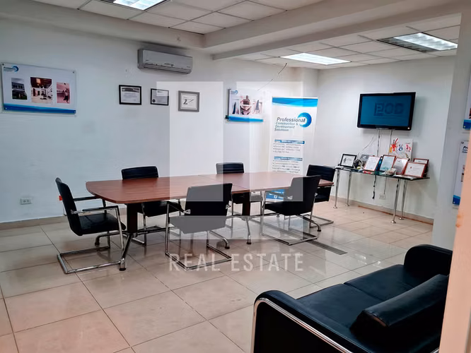 Se vende Oficina en Albrook Mall - Imagen 4