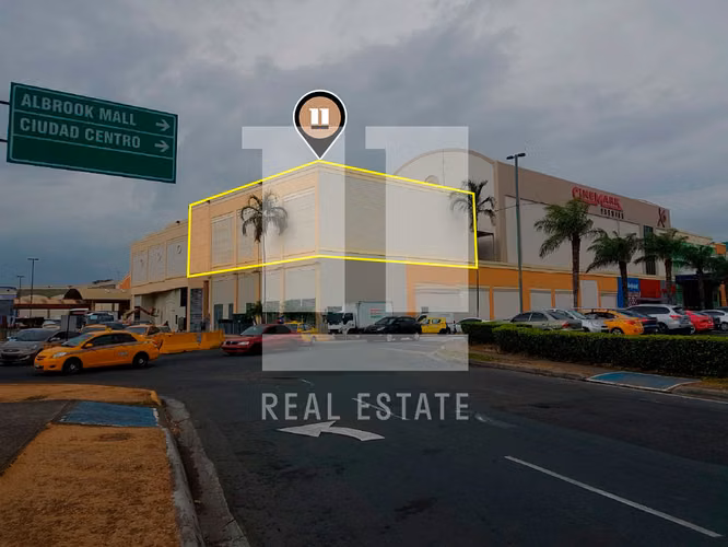 Se vende Oficina en Albrook Mall