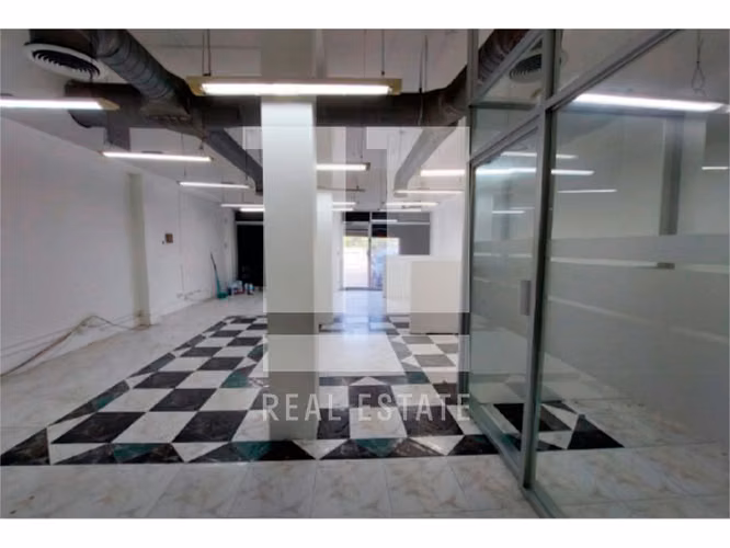 Local Comercial en PH Carioca - Imagen 4