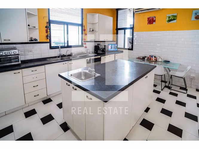 Apartamento en PH Clegui, Dos Mares - Imagen 10