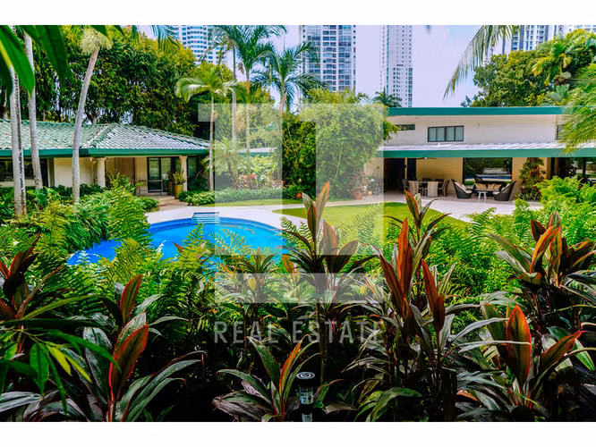 Se Vende Casa en Altos del Golf - Imagen 15