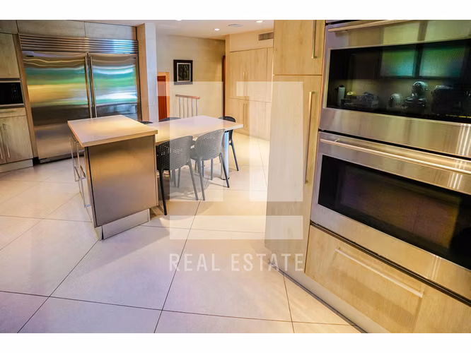 Se Vende Casa en Altos del Golf - Imagen 13