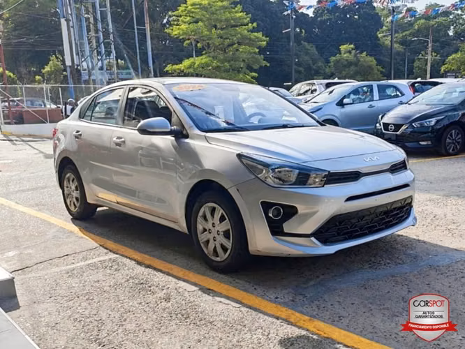 Kia Rio 2024 Automática EF3367 - Imagen 3