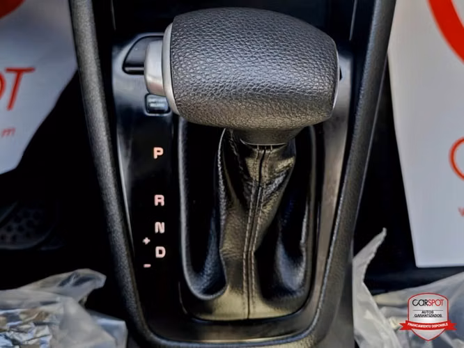Kia Rio 2024 Automática EF3367 - Imagen 11