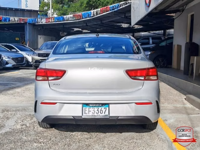 Kia Rio 2024 Automática EF3367 - Imagen 5