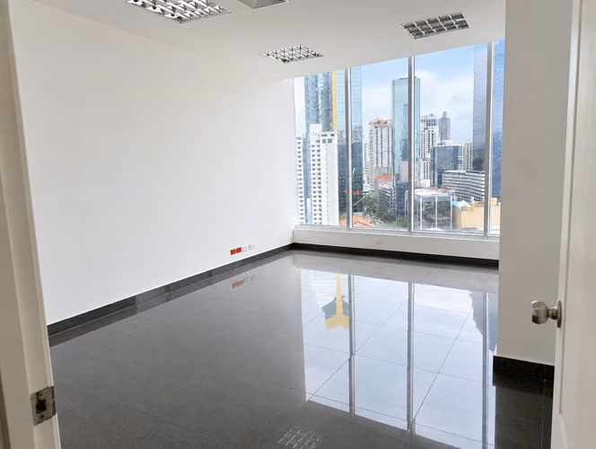 (ES)-Oficinas en venta en Ocean Business Plaza, Marbella | 244 m² | 5 estacionamientos - Imagen 8