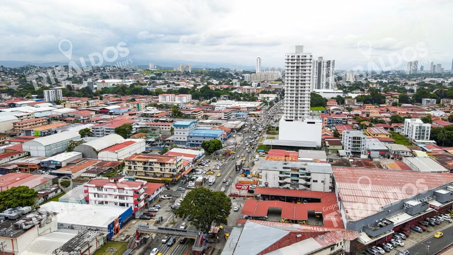 Venta de Terreno Comercial en Parque Lefevre - Imagen 6