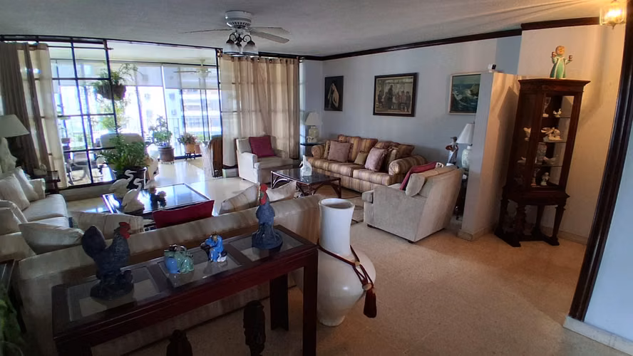 Edificio Diplomatico. 249mts 3r 2b cbe $255,000.00NEG - Imagen 7