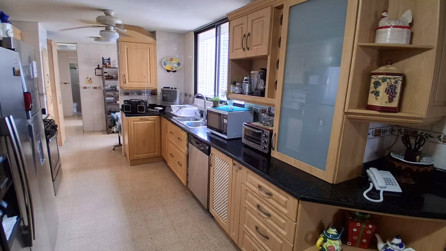 Edificio Diplomatico. 249mts 3r 2b cbe $255,000.00NEG - Imagen 9