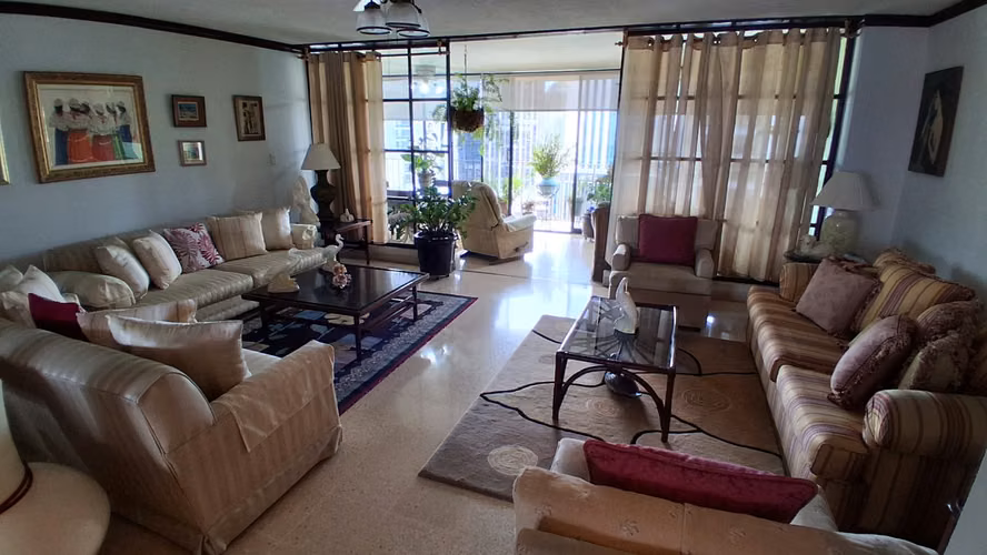 Edificio Diplomatico. 249mts 3r 2b cbe $255,000.00NEG - Imagen 17