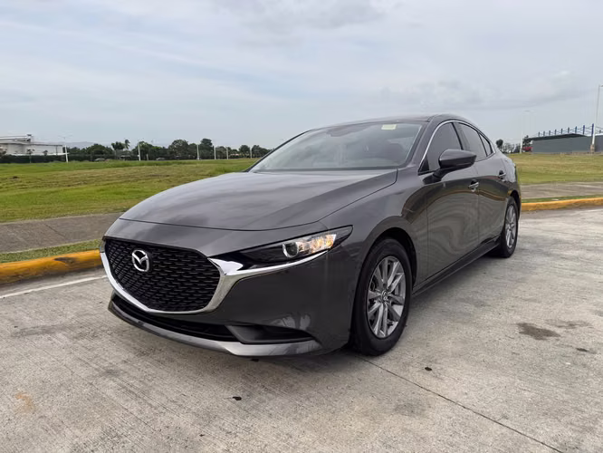 Mazda 3 DEL 2025 EXCELENTE CONDICIONES