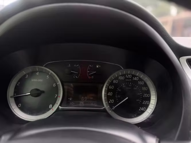 Nissan Sentra 2015