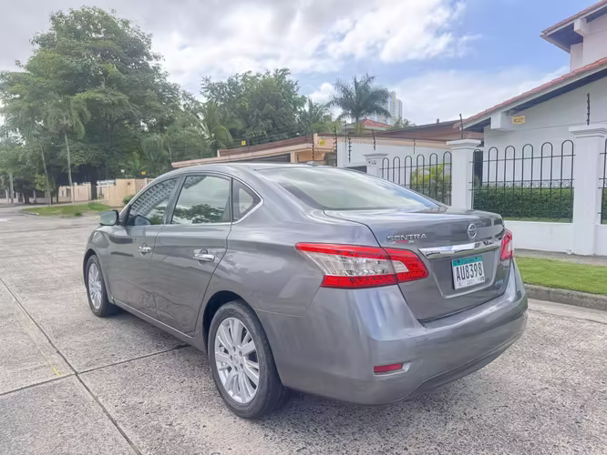 Nissan Sentra 2015