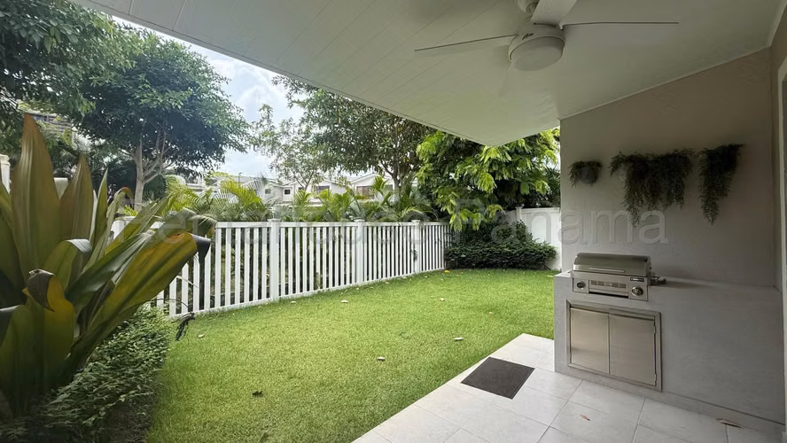 Vendo Casa de 171 m² en PH Cavana, Paseo del Norte 27-1098GG