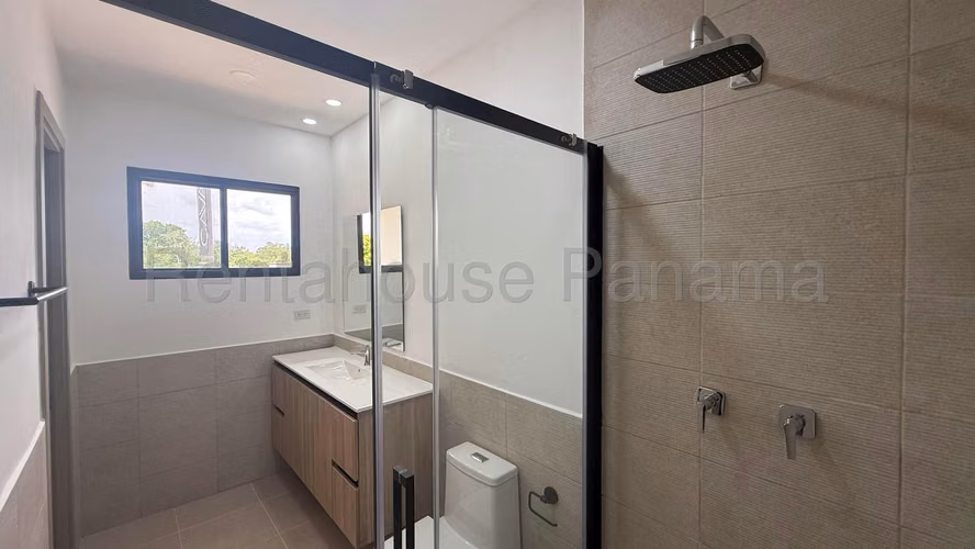 Vendo Casa de 171 m² en PH Cavana, Paseo del Norte 27-1098GG