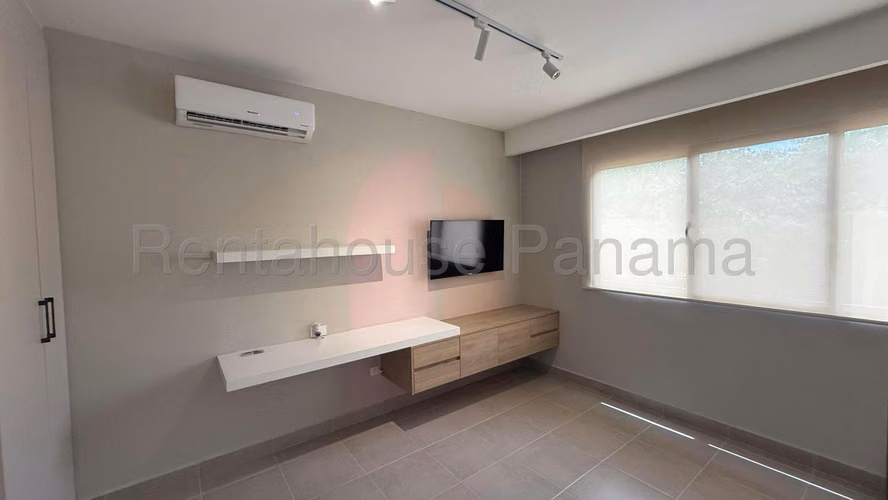 Vendo Casa de 171 m² en PH Cavana, Paseo del Norte 27-1098GG