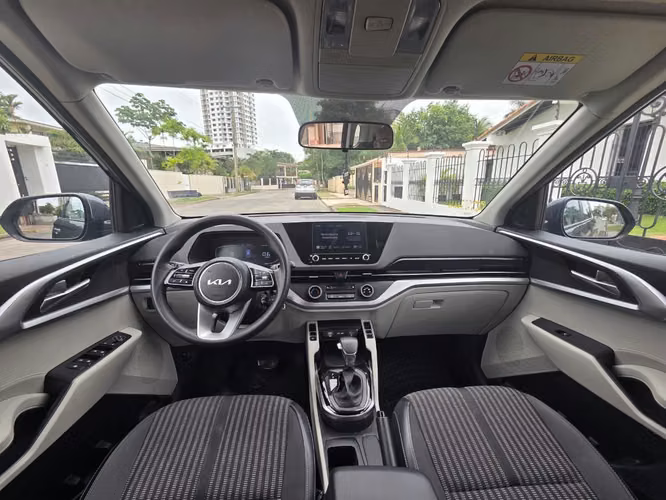 CARENS 2024 AUTOMATICO EN 15,995 al CREDITO y al CONTADO... - Imagen 8